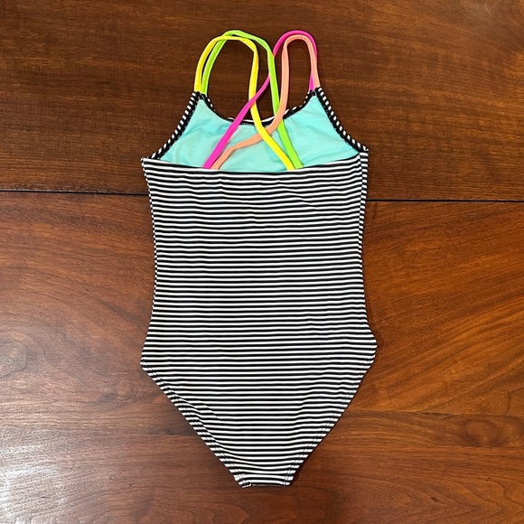 Girls Size 10 Colorful Fish Scales Print Heart Criss Cross Strap 1Piece Swimsuit - Picture 8 of 10